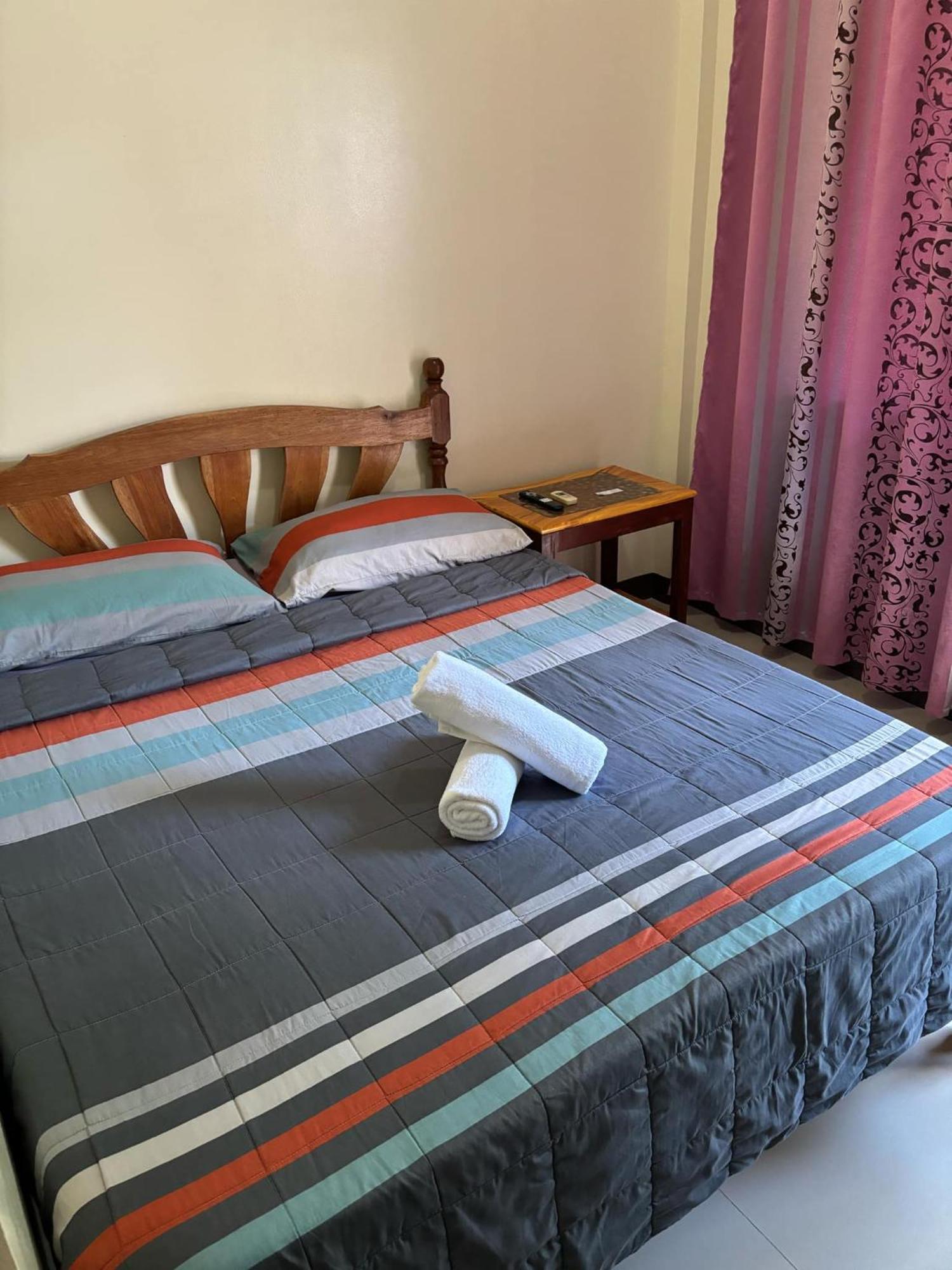 Diakopes Inn Puerto Princesa Buitenkant foto